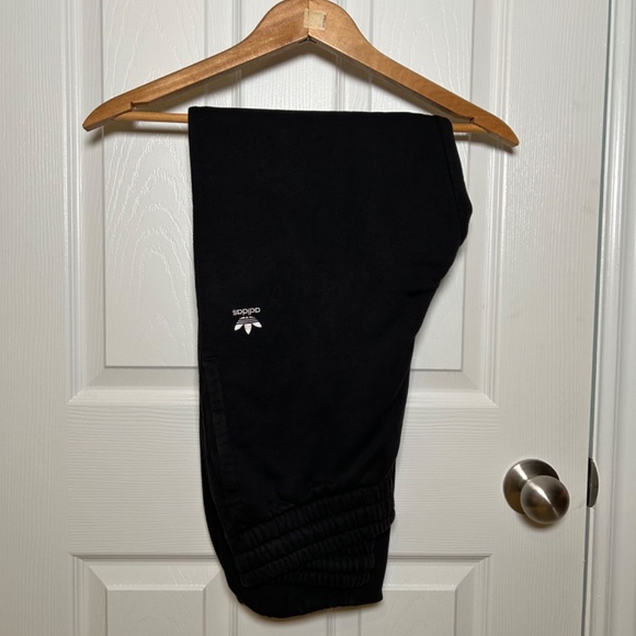 Adidas Matching Sweats & Crew Neck - Picture 5 of 6